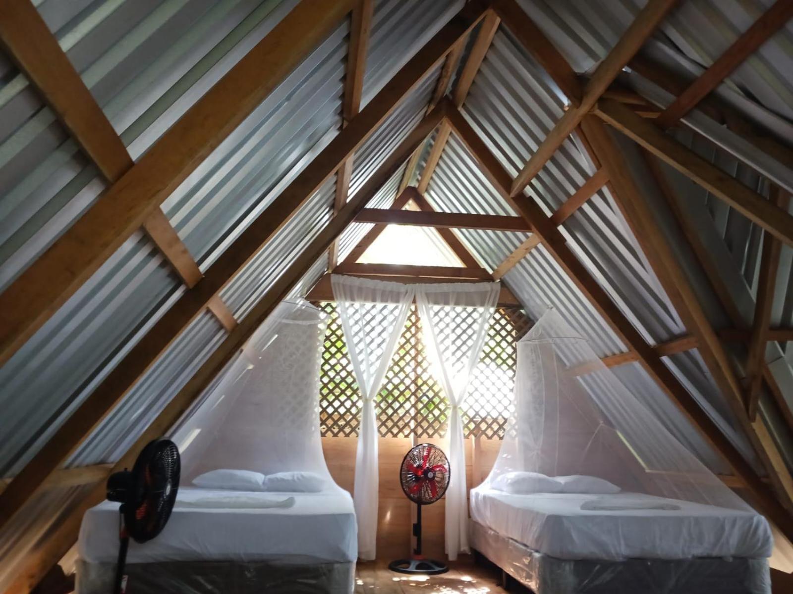 Casa Manati Hotell Lívingston Eksteriør bilde